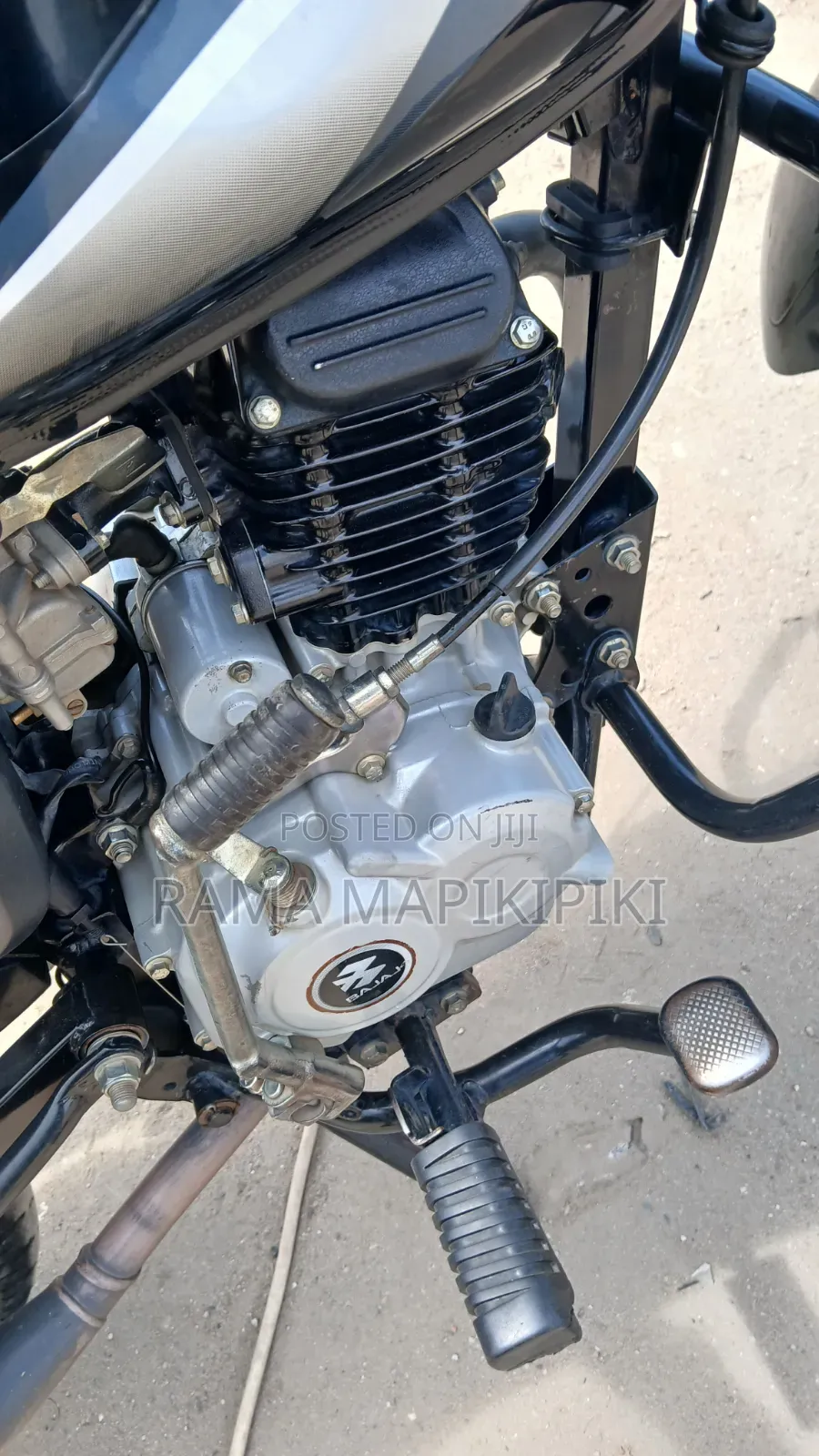 Bajaj Boxer 2024 Black