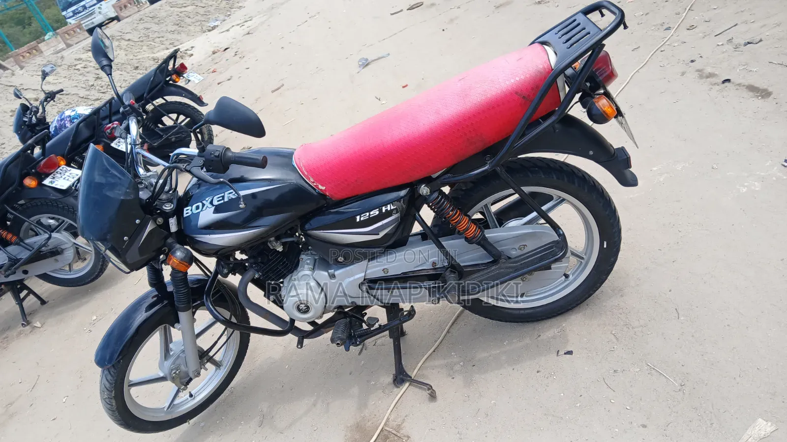 Bajaj Boxer 2024 Black