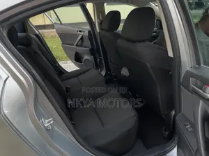 Mazda Axela 2012 Gray