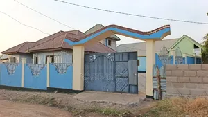 Furnished 10bdrm House in Buhongwa for sale