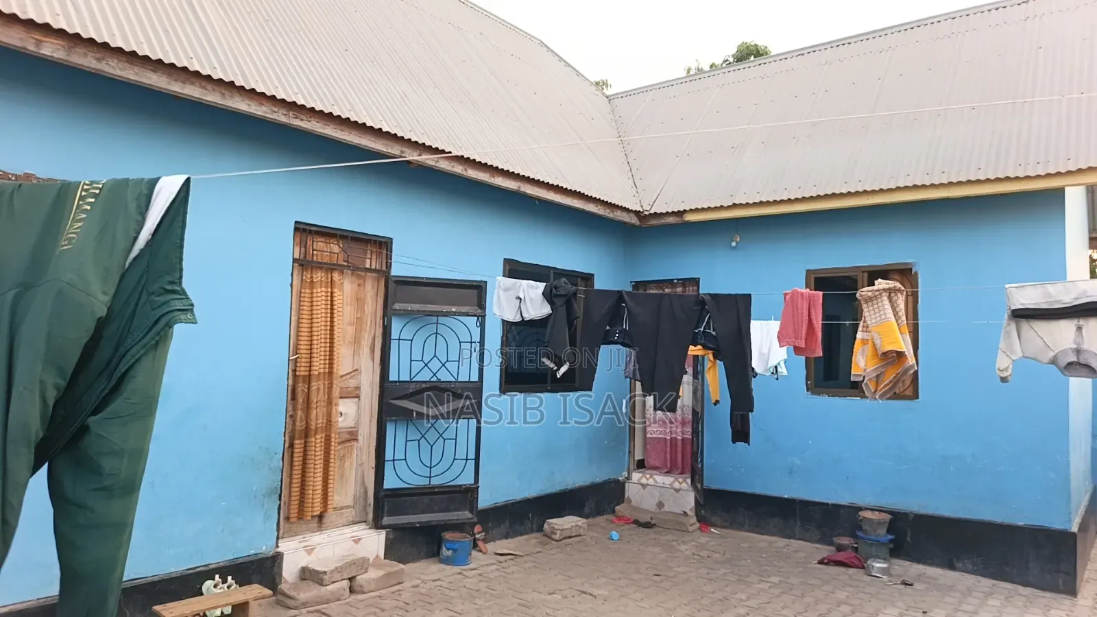 Furnished 10bdrm House in Buhongwa for sale