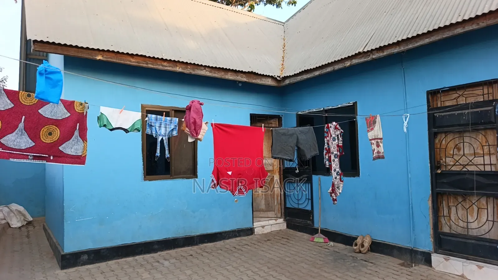 Furnished 10bdrm House in Buhongwa for sale