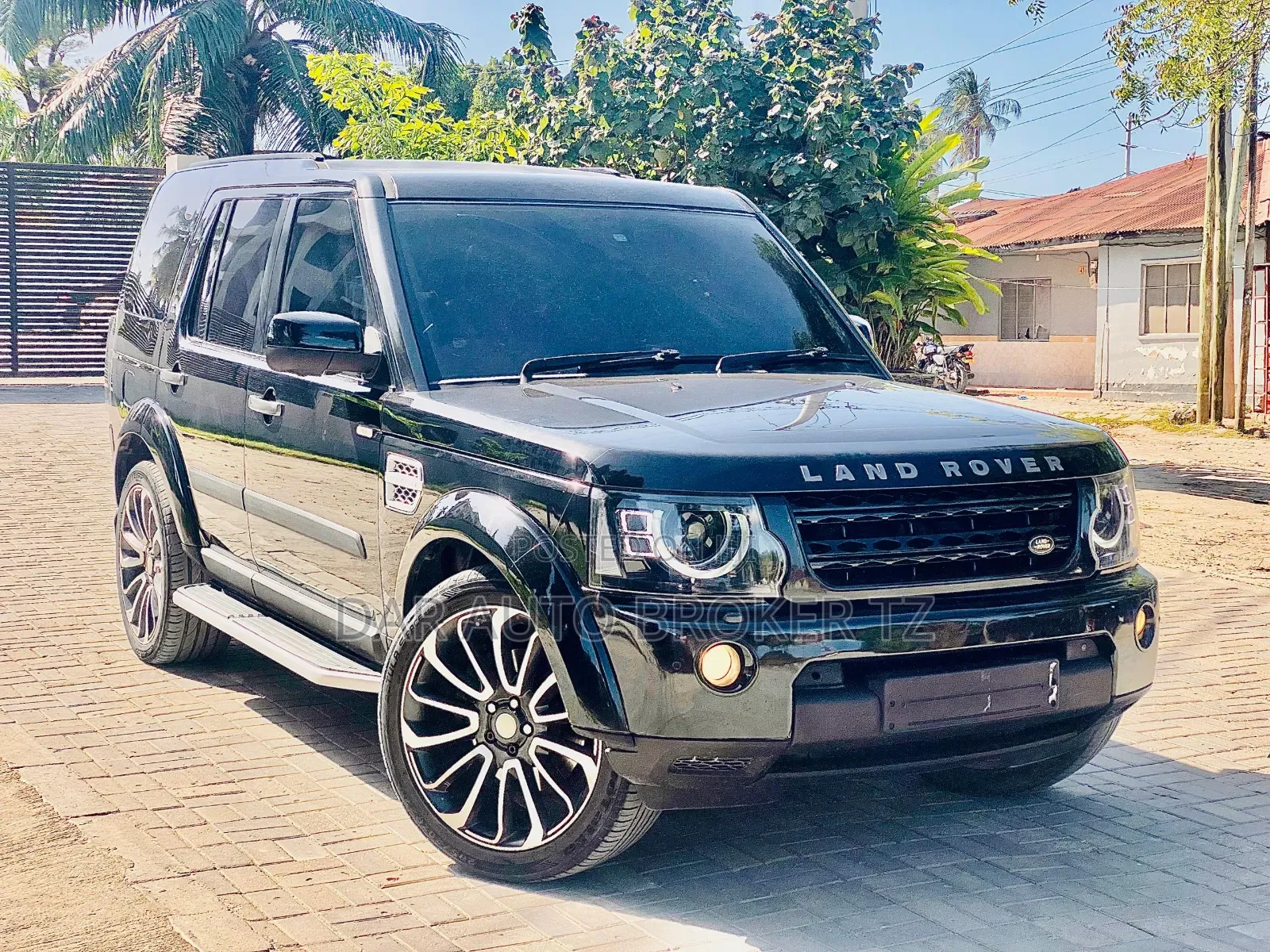 Land Rover Discovery 2013 Black