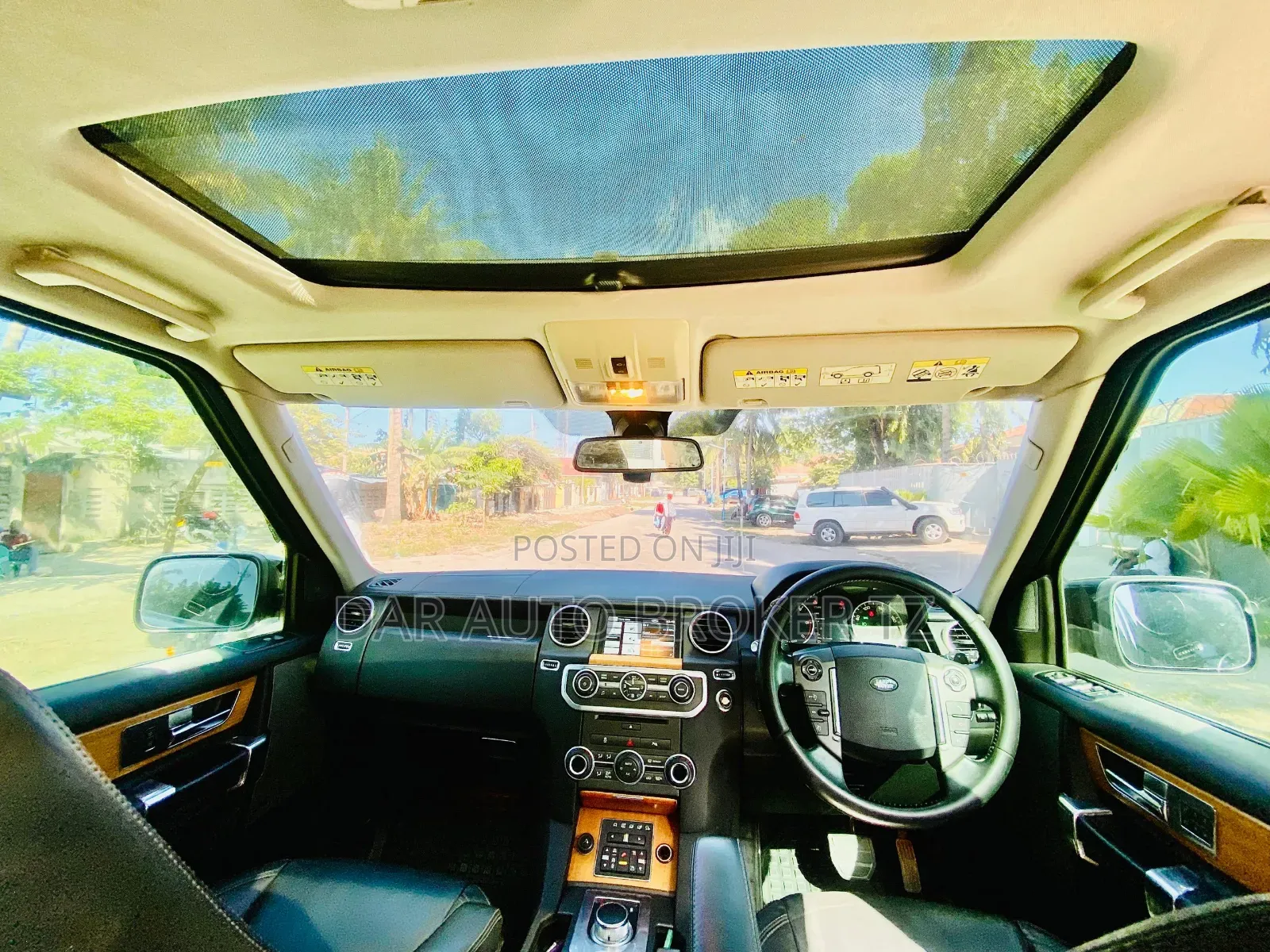 Land Rover Discovery 2013 Black