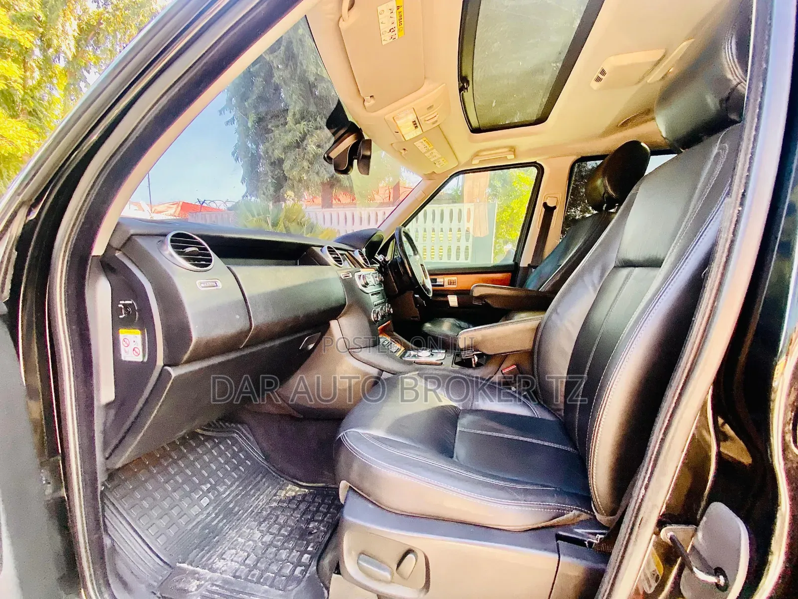 Land Rover Discovery 2013 Black