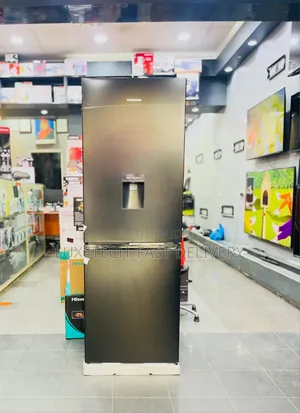 Hisense Double-Door Refrigerator 230l With Water Dispenser