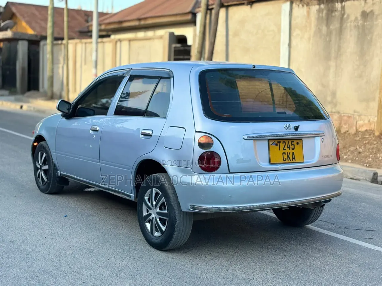 Toyota Starlet 1999 Blue