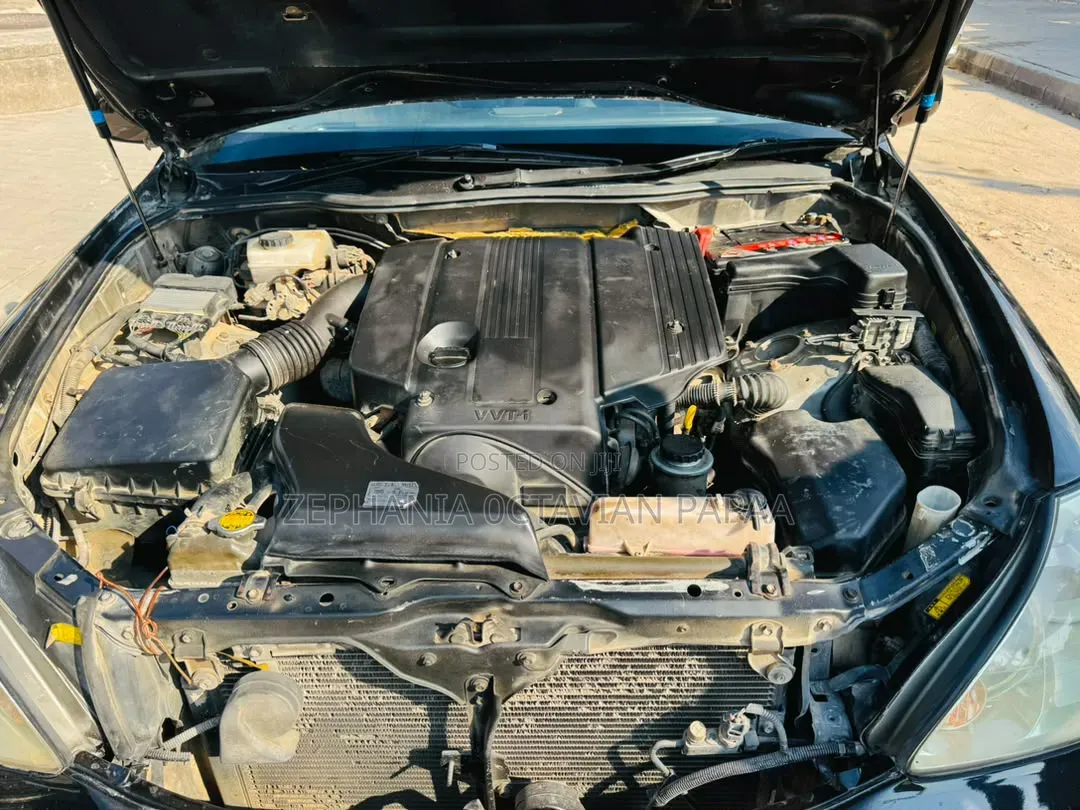 Toyota Brevis 2004 Blue