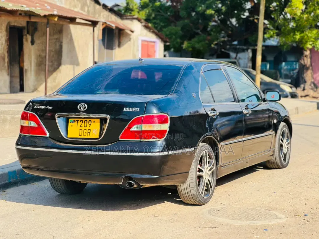 Toyota Brevis 2004 Blue
