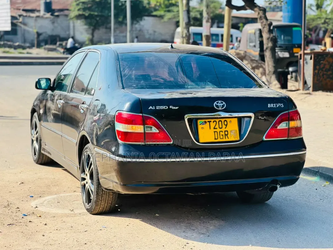 Toyota Brevis 2004 Blue