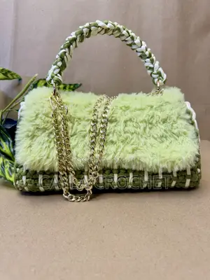 Draft With Fur Bag