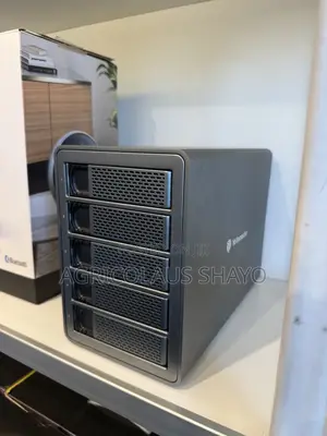 Yottamaster 5-Bay Aluminum External Hard Drive Storage Enclosure (DAS)
