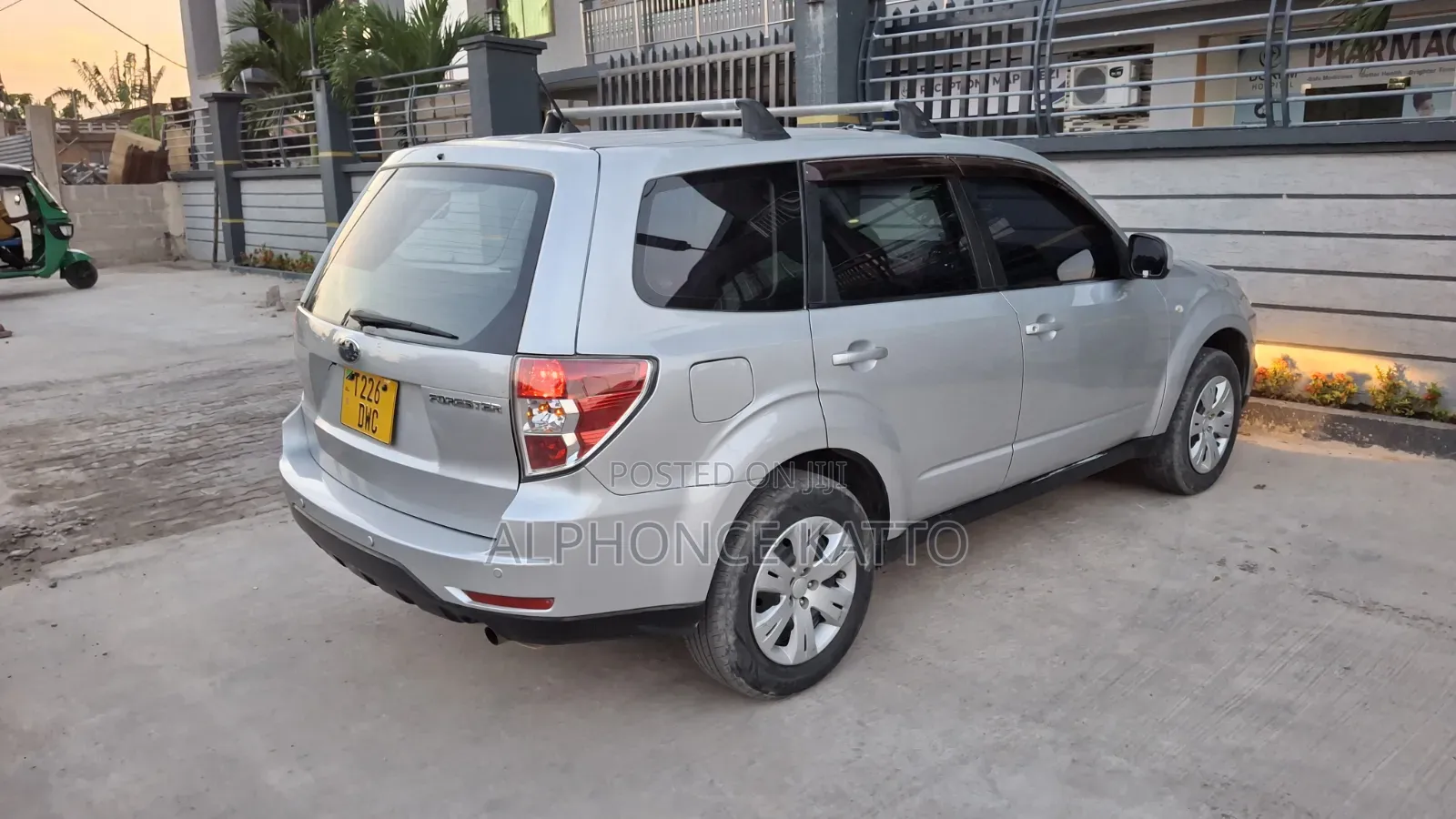 Subaru Forester 2010 Silver