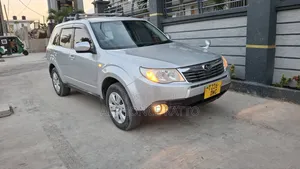 Subaru Forester 2010 Silver
