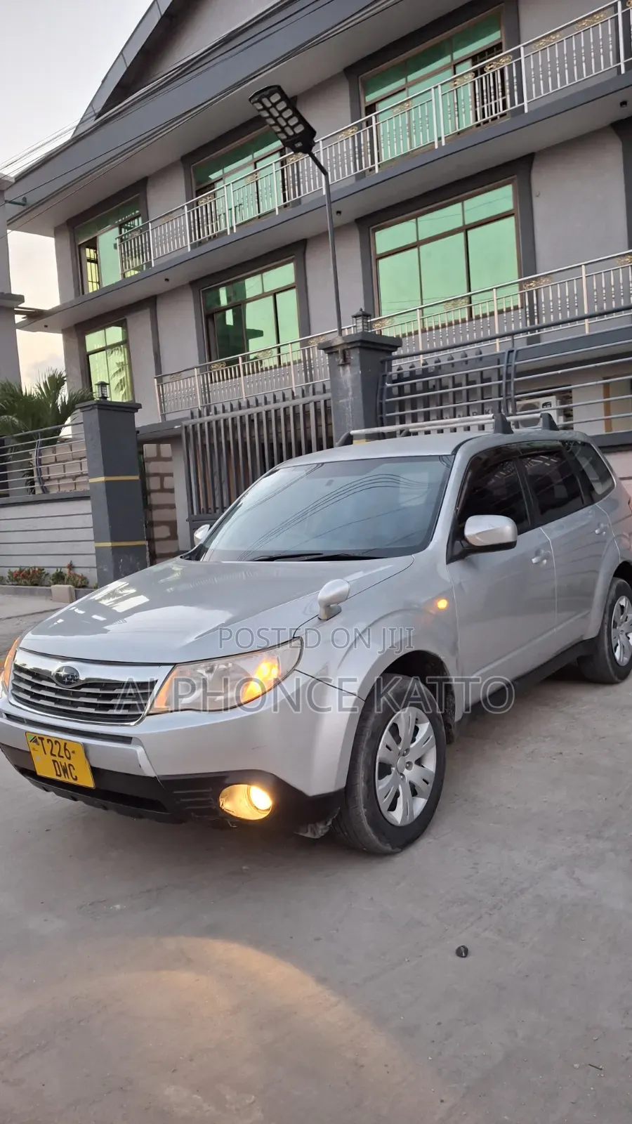 Subaru Forester 2010 Silver
