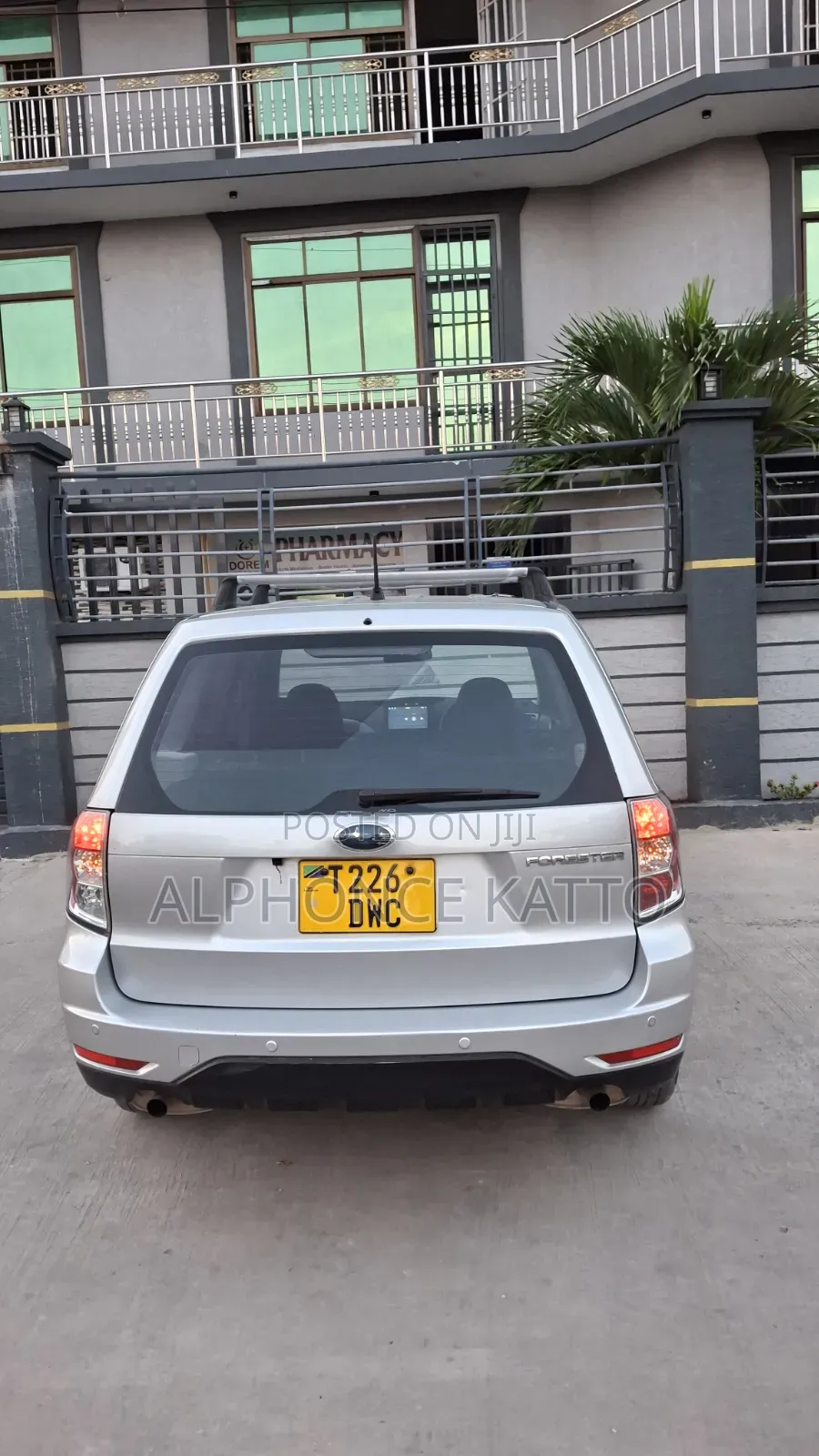 Subaru Forester 2010 Silver