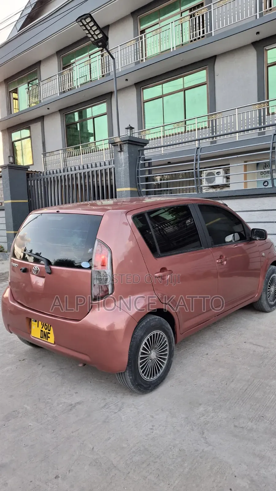 Toyota Passo 2005 Burgundy