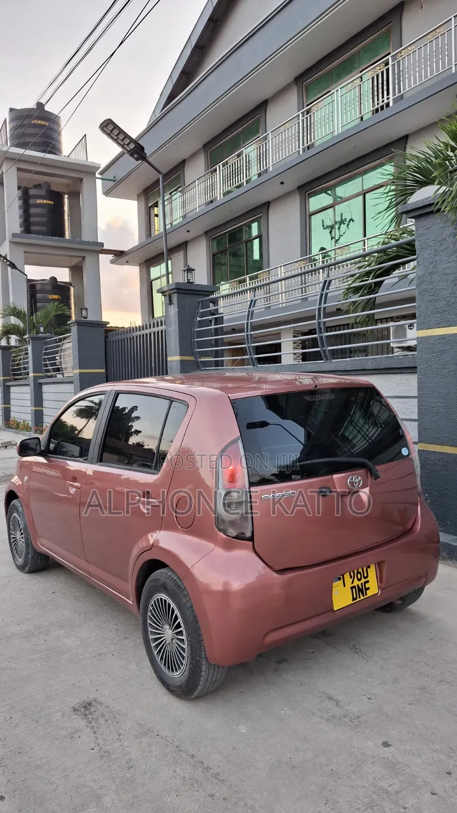 Toyota Passo 2005 Burgundy