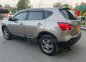 Nissan Dualis 2008 Gold