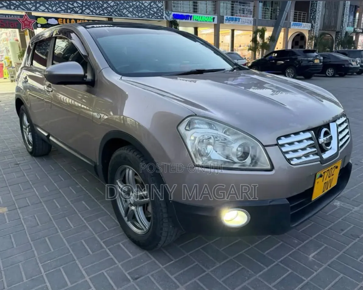 Nissan Dualis 2008 Gold