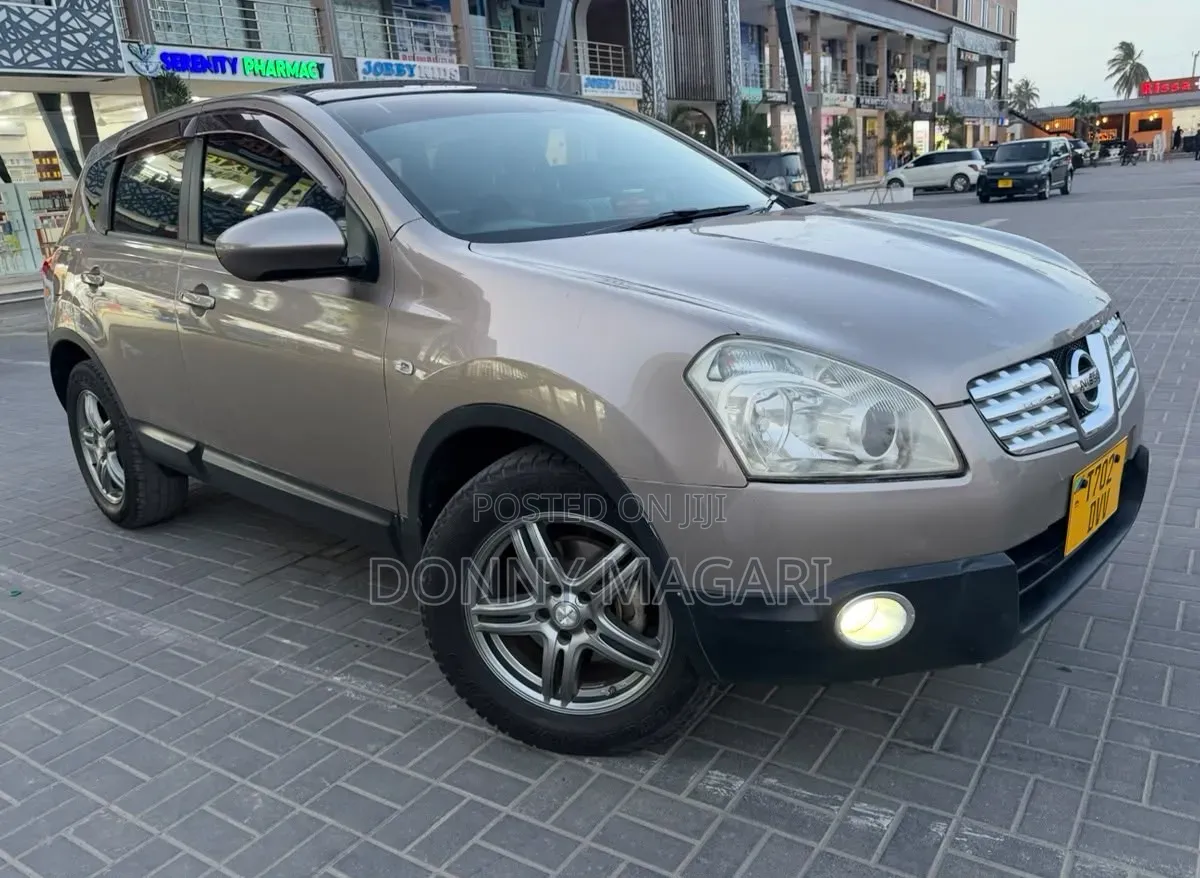 Nissan Dualis 2008 Gold
