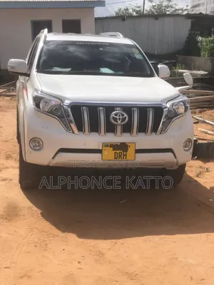 Toyota Land Cruiser Prado 2017 White