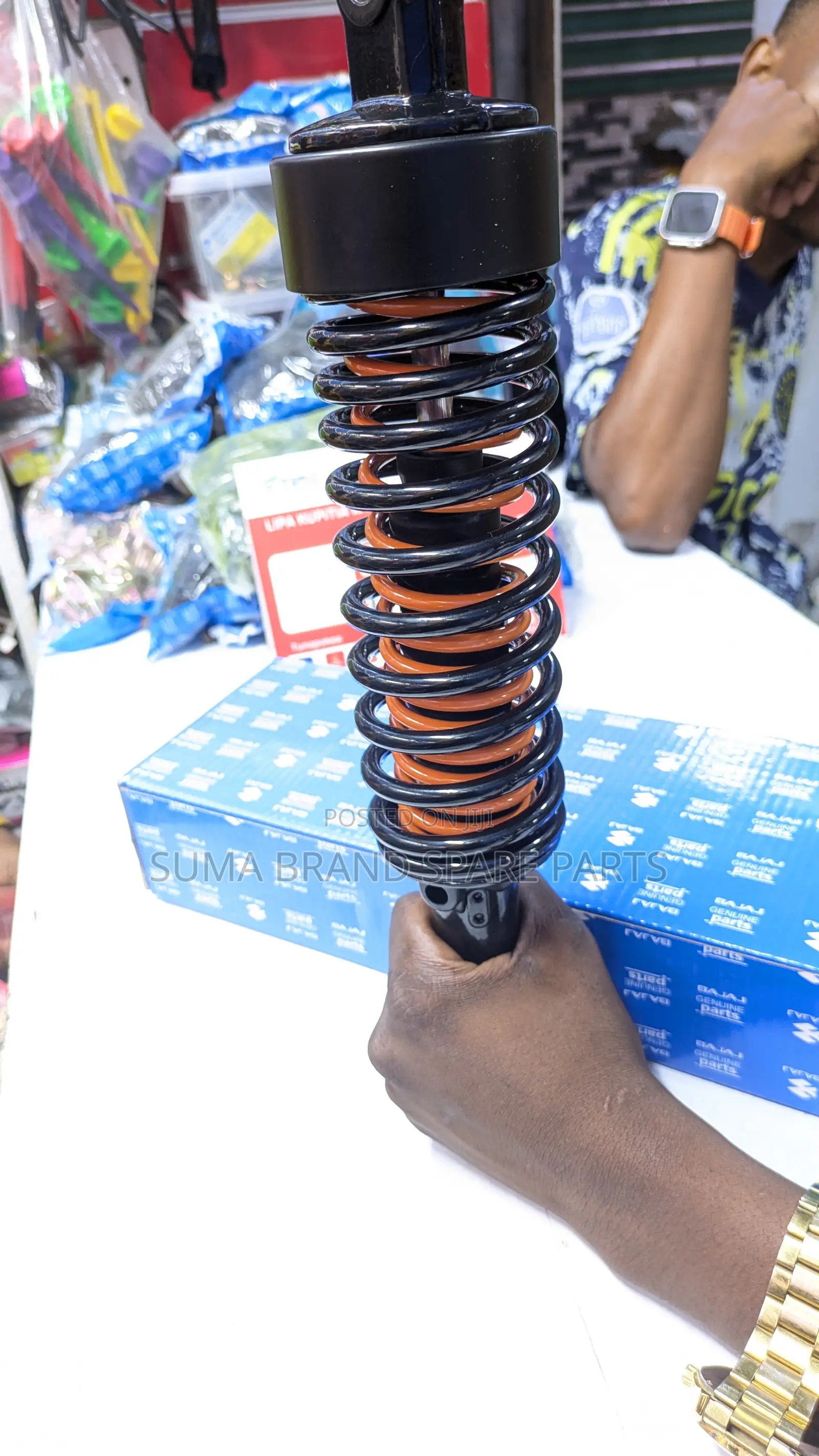 Shock-Up Absorber BM