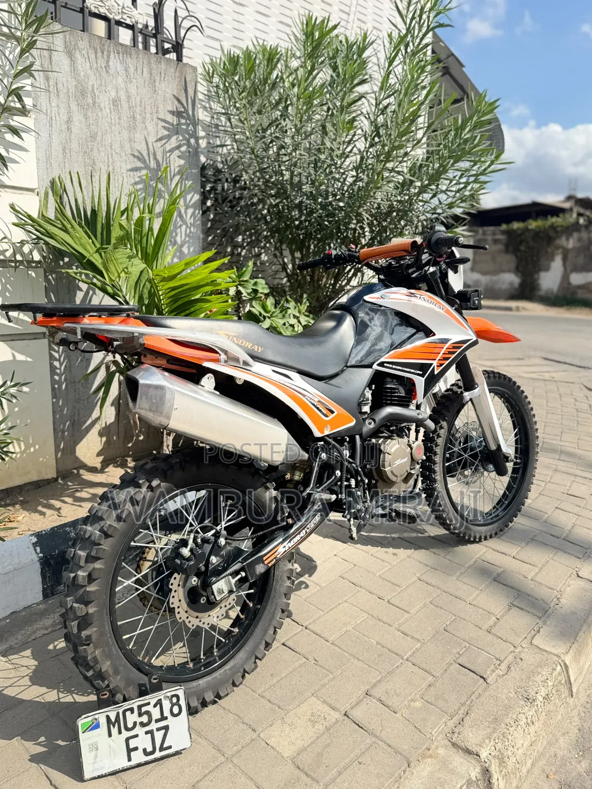 New Honda CB 2025 Gray