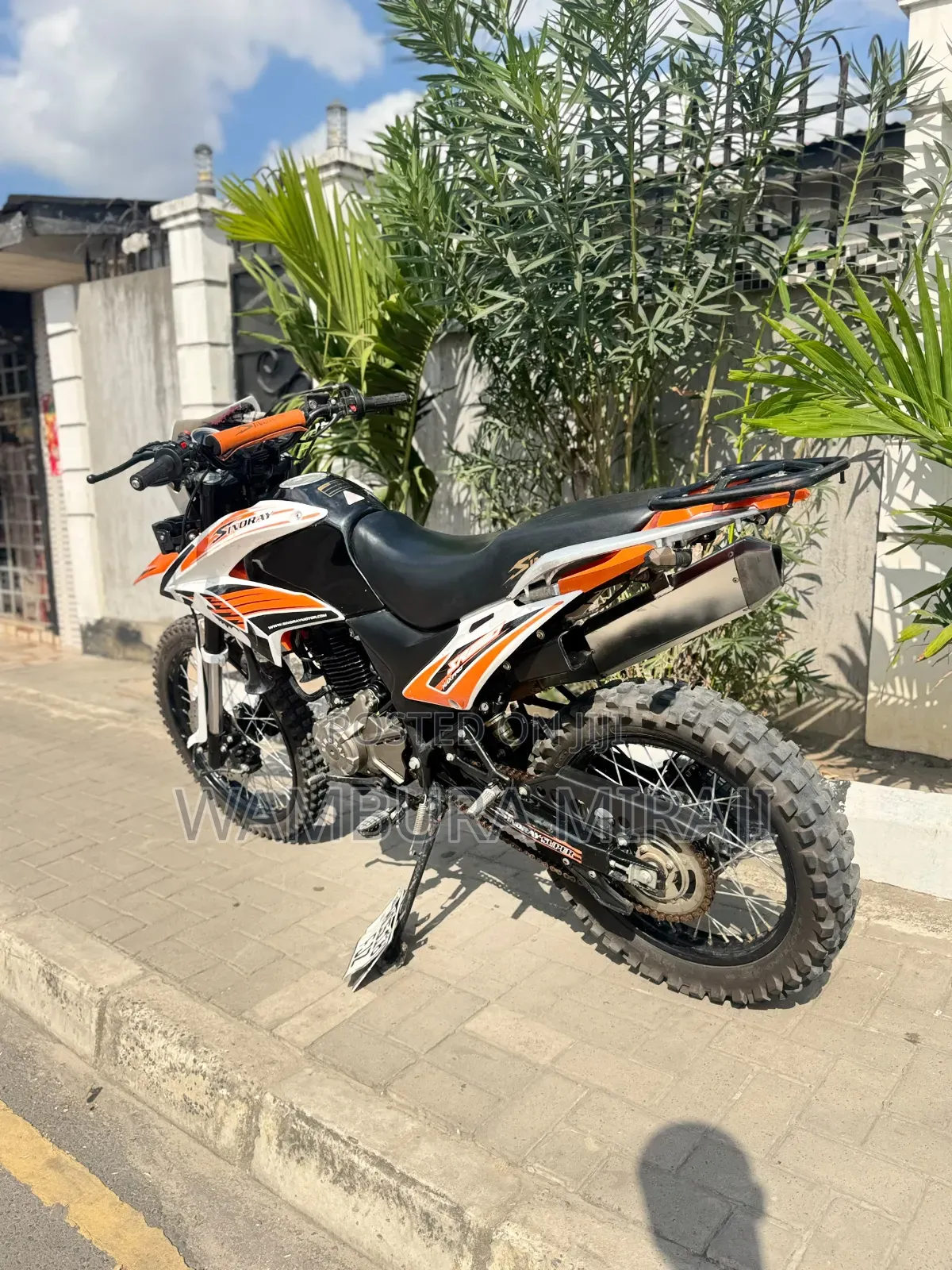 New Honda CB 2025 Gray