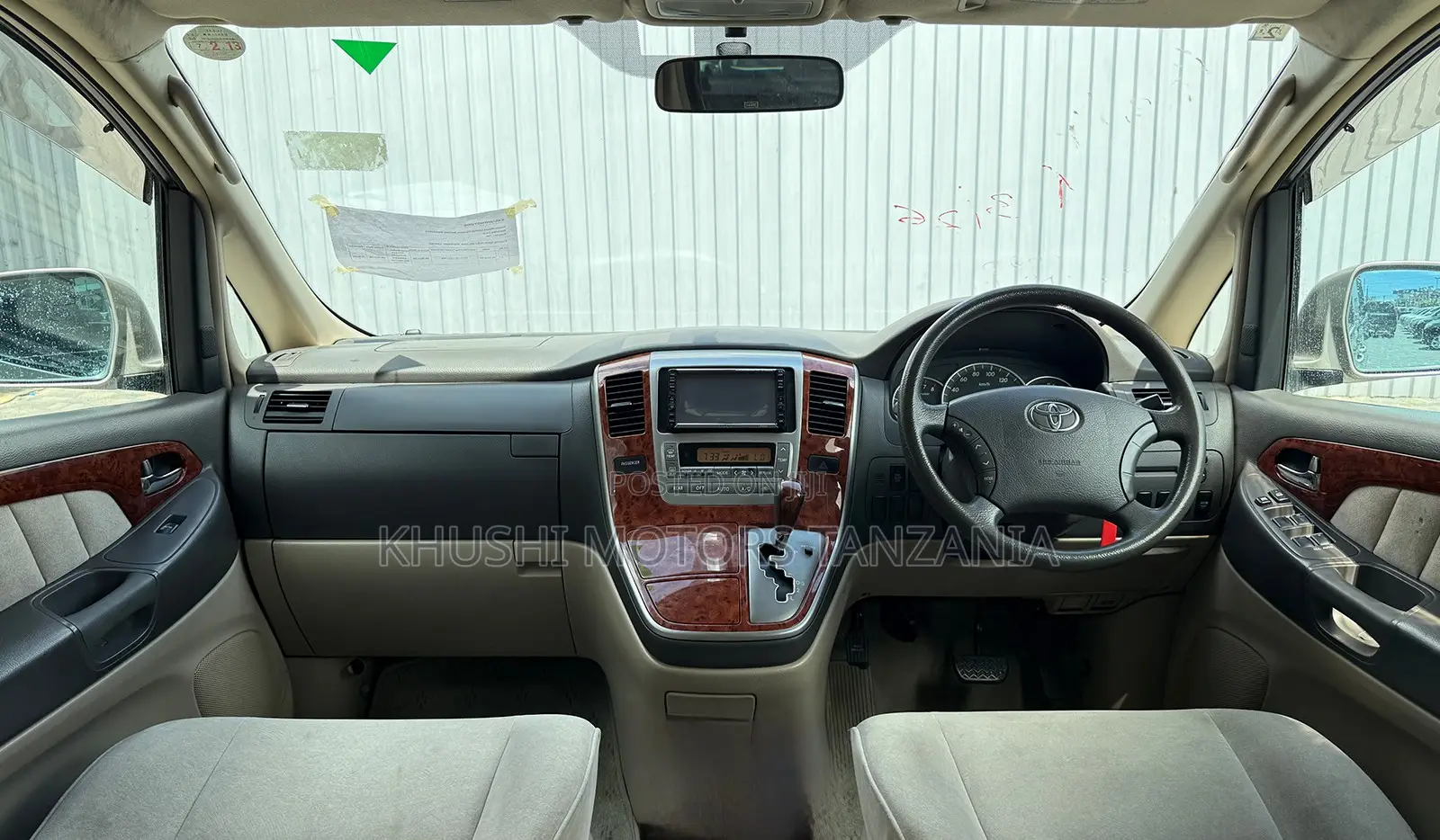 Toyota Alphard 2002 Gold