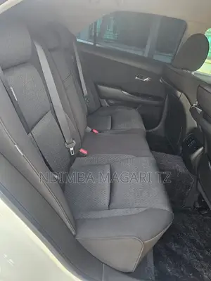 Toyota Crown 2008 White