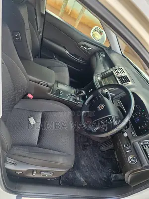Toyota Crown 2008 White