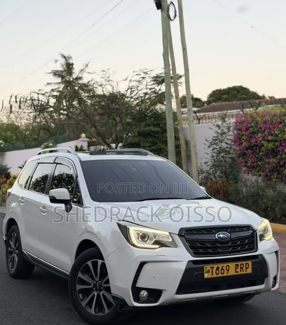 Subaru Forester 2016 White