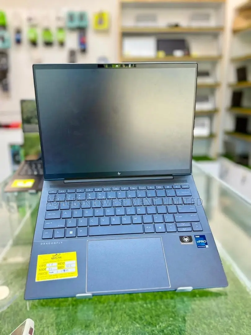Laptop HP Dragonfly G3 32GB Intel Core i7 SSD 512GB