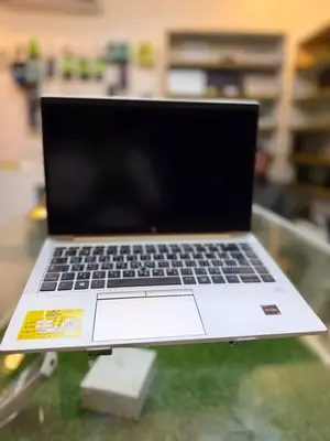 Laptop HP EliteBook 845 G8 8GB AMD Ryzen 3 SSD 256GB