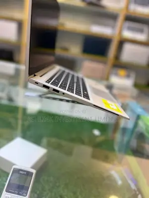 Laptop HP EliteBook 845 G8 8GB AMD Ryzen 3 SSD 256GB
