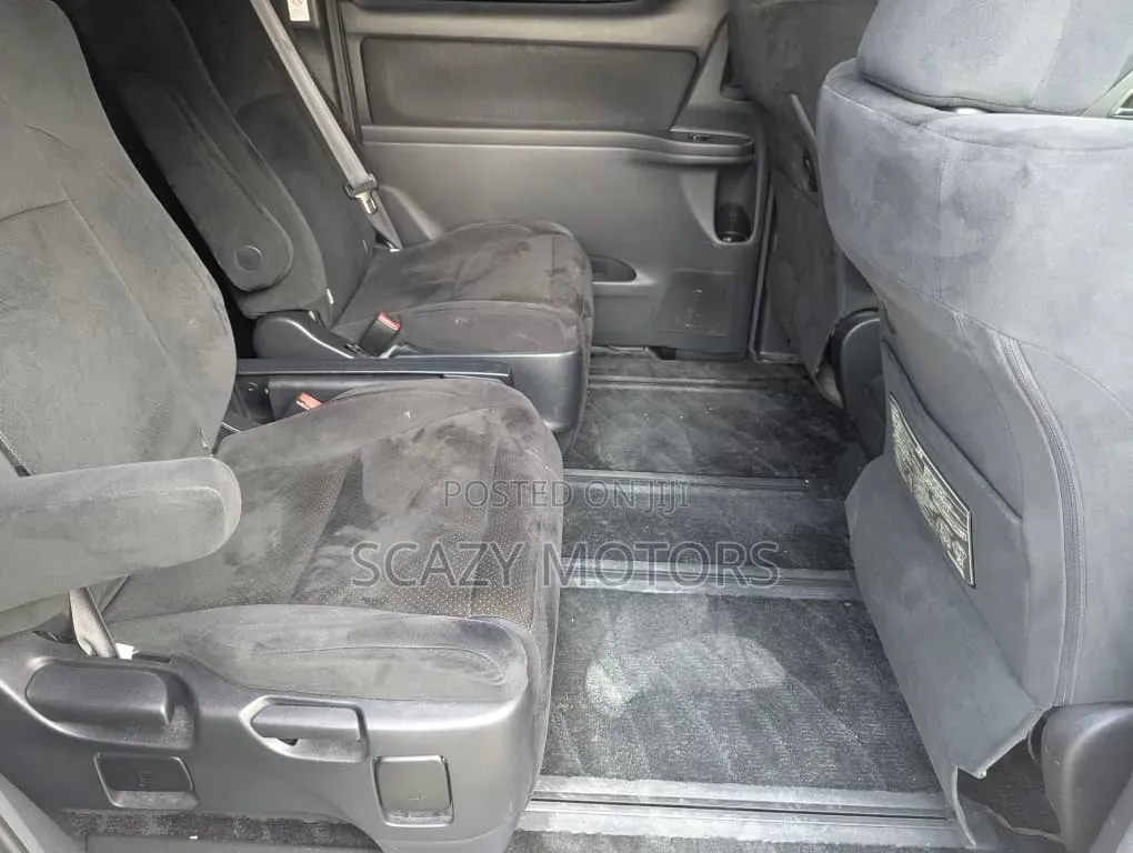 Toyota Vellfire 2009 Gray