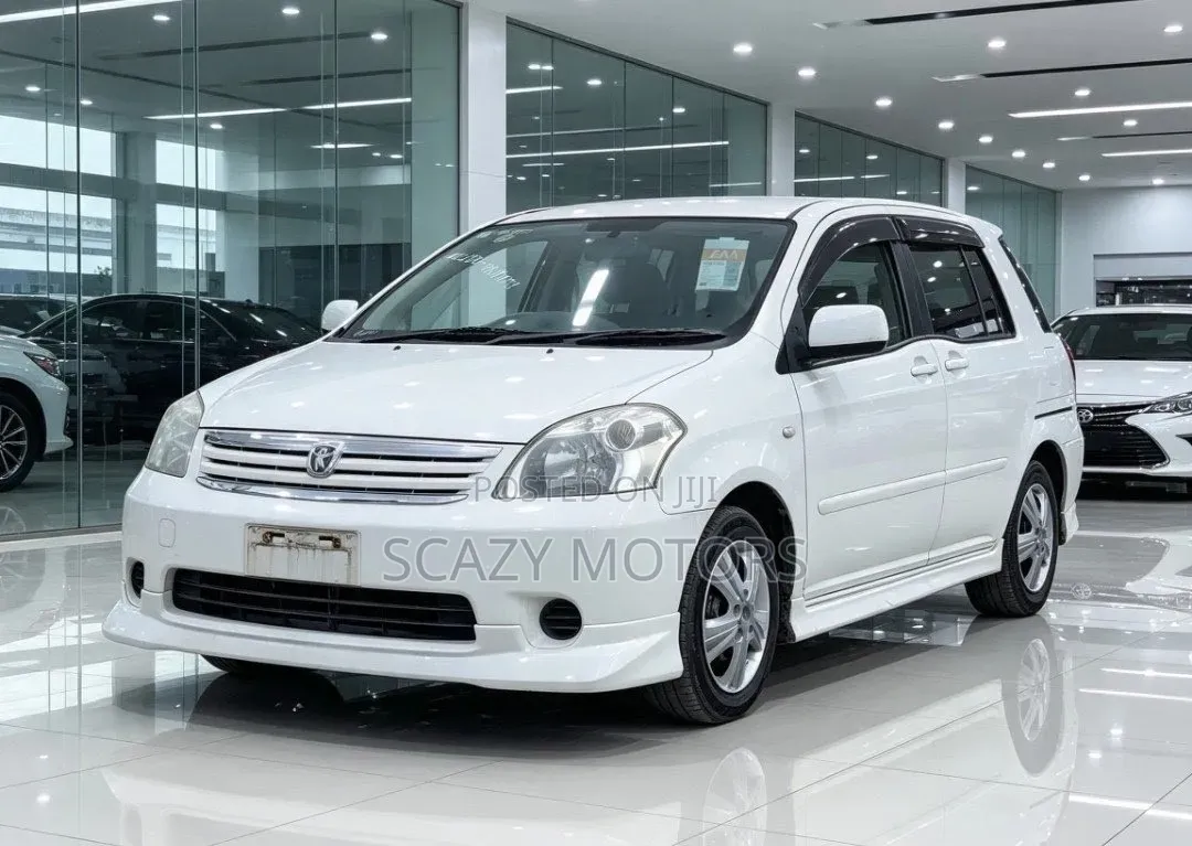 Toyota Raum 2005 White