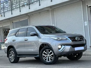 Toyota Fortuner 2018 Gray