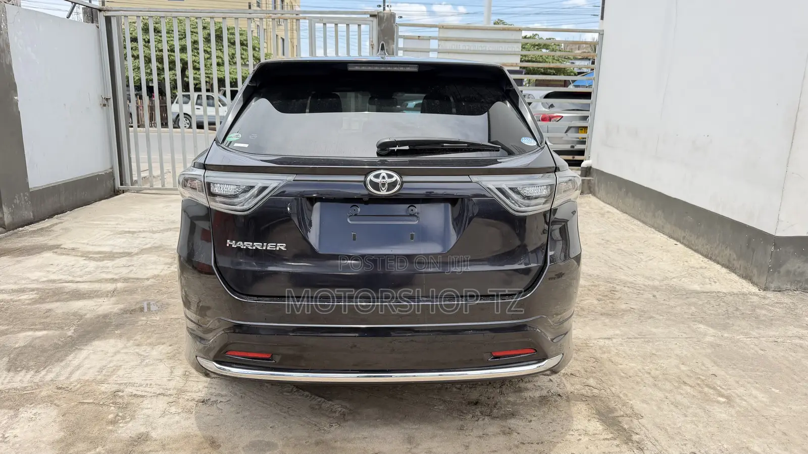Toyota Harrier 2.0 2015 Purple