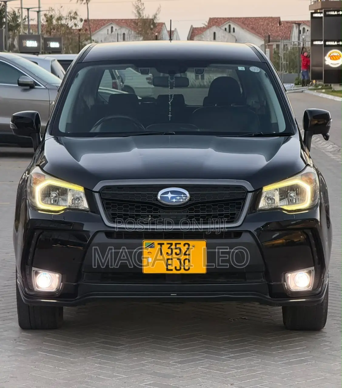 Subaru Forester 2.0XT Premium 4dr SUV AWD (2.0L 4cyl Turbo CVT) 2014 Black