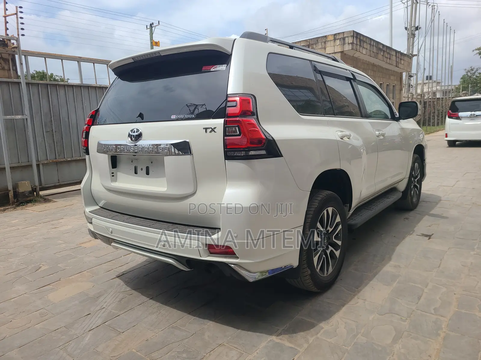 Toyota Land Cruiser 76 Series 2023 White