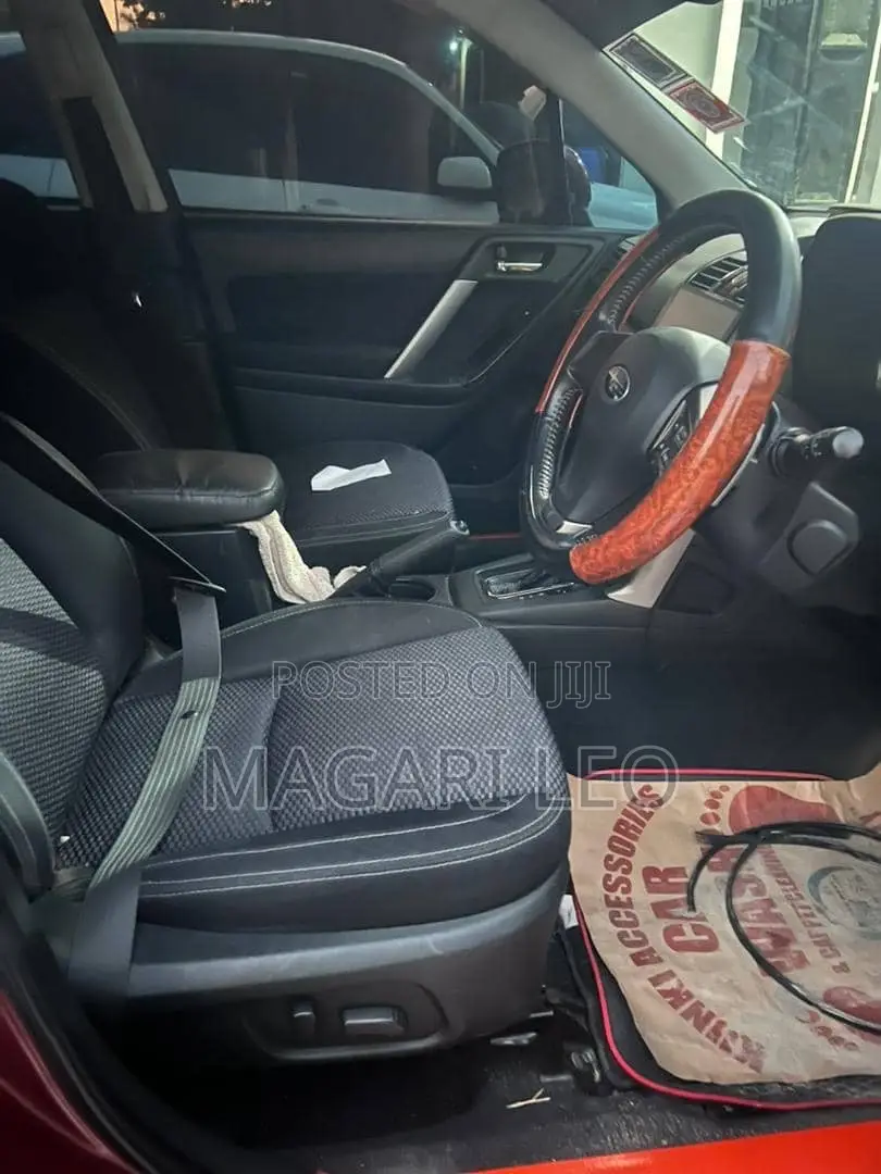 Subaru Forester 2.5X 2013 Maroon