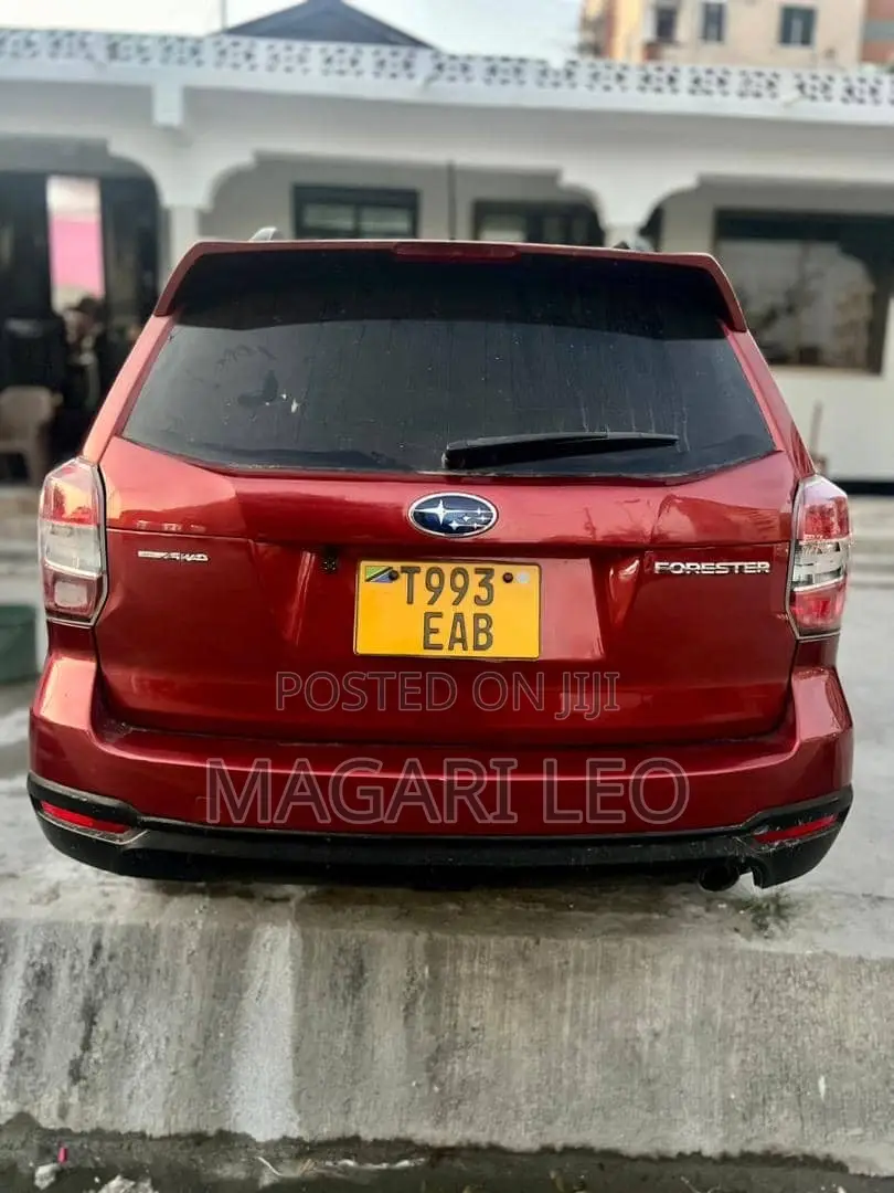 Subaru Forester 2.5X 2013 Maroon