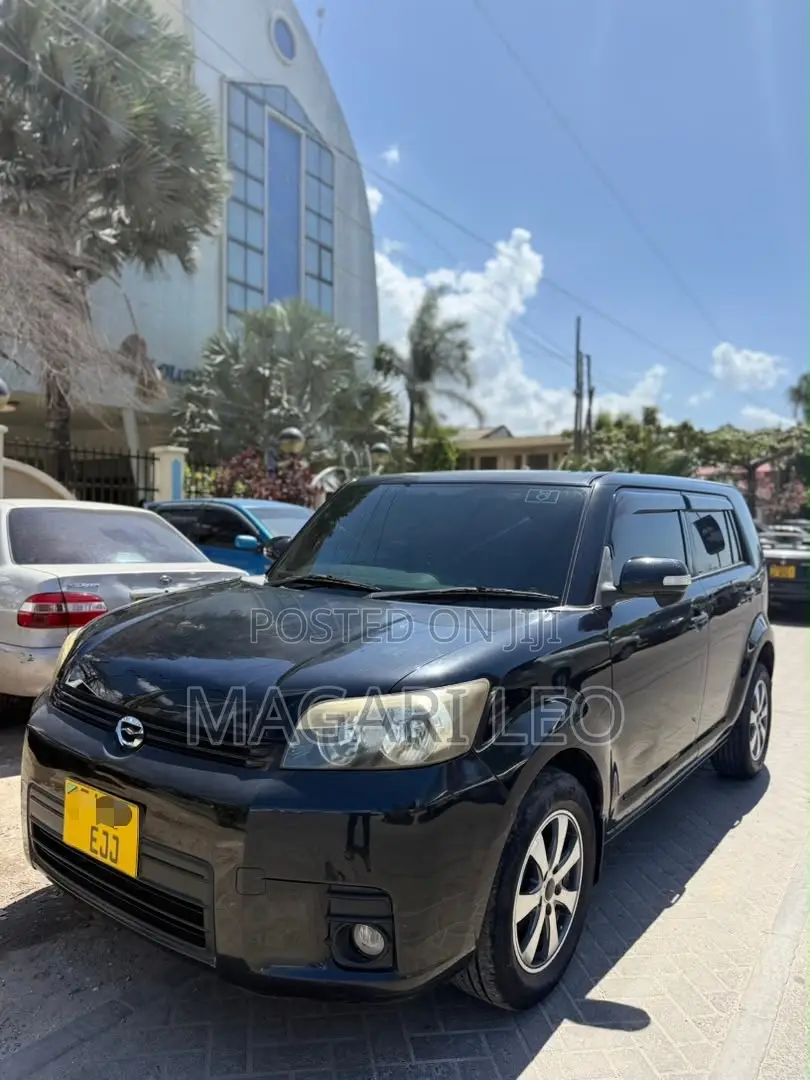Toyota Rumion 1.5 FWD 2023 Black