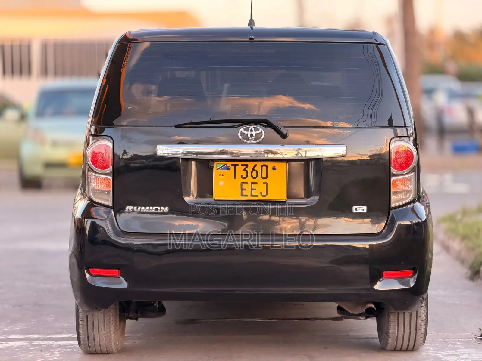Toyota Rumion 1.5 FWD 2023 Black