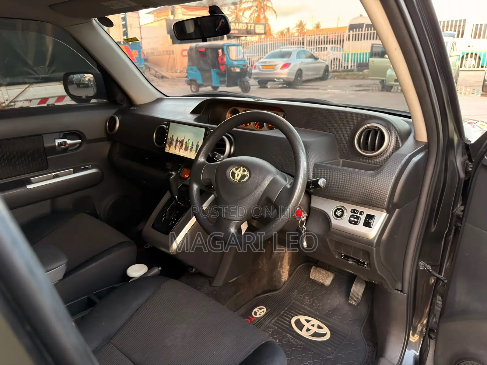 Toyota Rumion 1.5 FWD 2023 Black