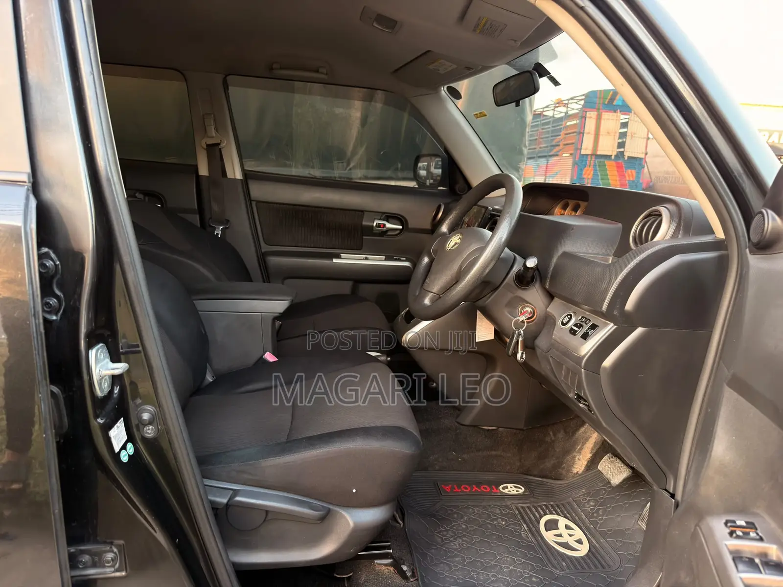 Toyota Rumion 1.5 FWD 2023 Black