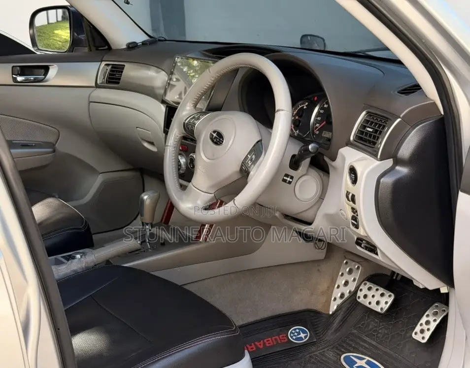 Subaru Forester 2009 Silver