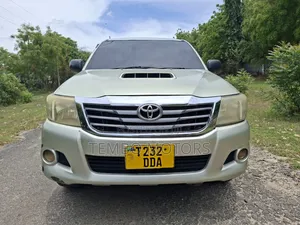 Toyota Hilux 2007 Silver